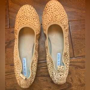 Chelsea & Violet "Ruby"  Calf Hair Flats Ballet Shoes Metal Studs size 7/8